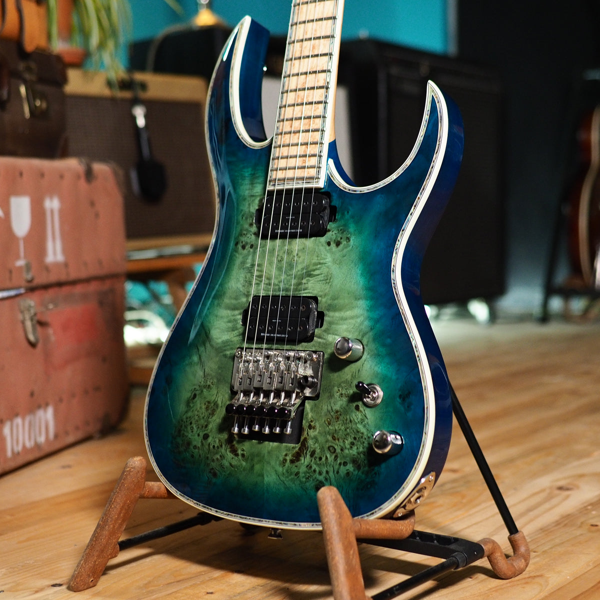 B.C. Rich Shredzilla Z6 – wurst.guitars