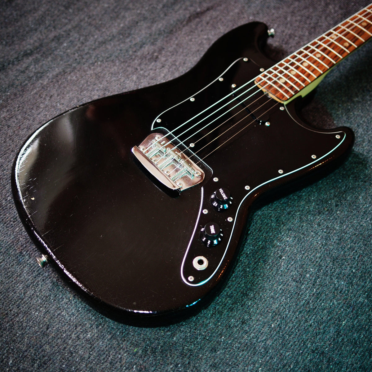 Fender Musicmaster in Black, from 1978 – wurst.guitars