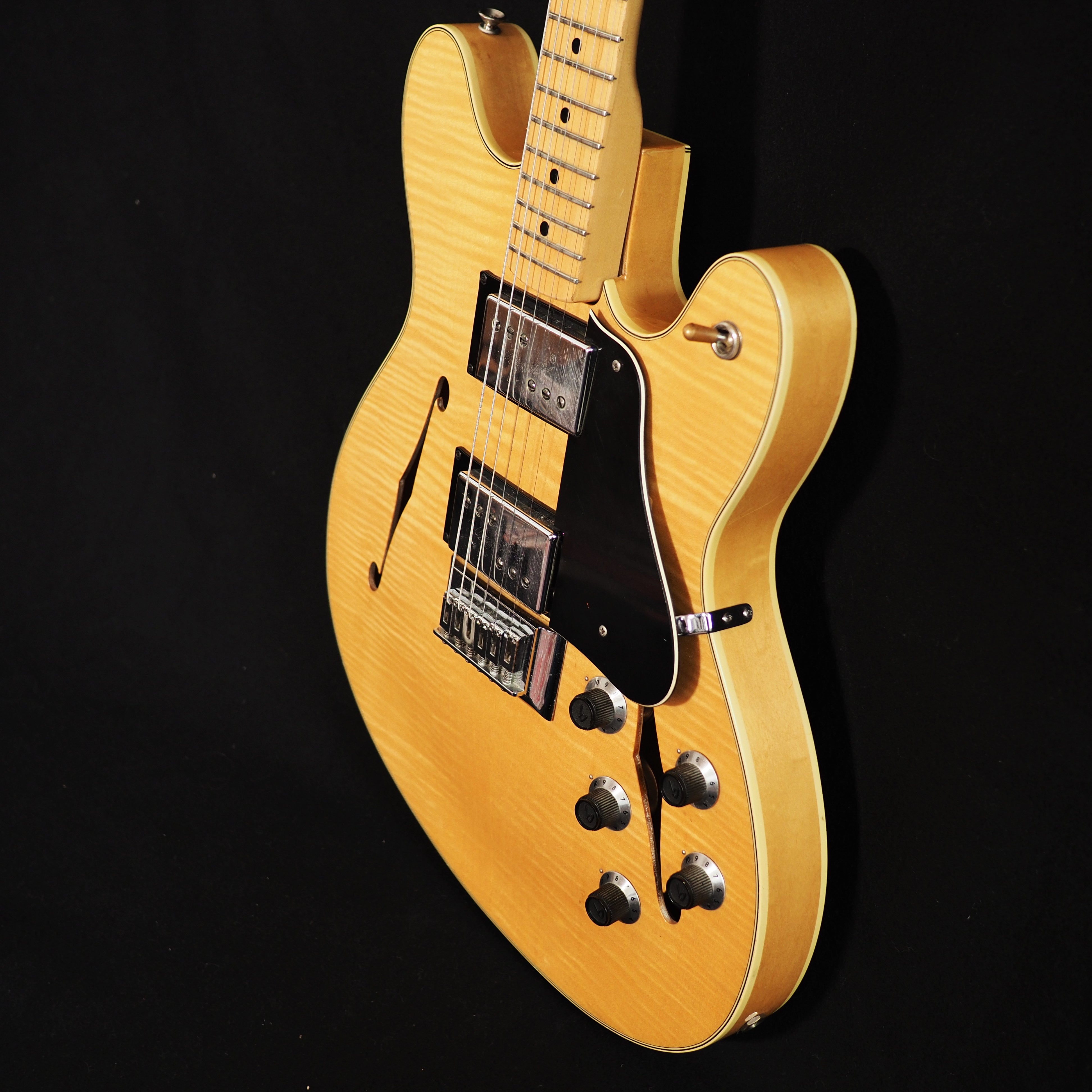 Orbita escritorio Pickering Fender Starcaster from 1977 – wurst.guitars