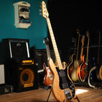 Lade das Bild in den Galerie-Viewer, Peavey T-40 Bass Made in USA
