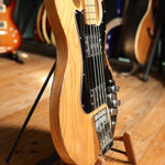 Lade das Bild in den Galerie-Viewer, Peavey T-40 Bass Made in USA

