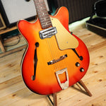 Lade das Bild in den Galerie-Viewer, Fender Coronado I von 1967, factory special
