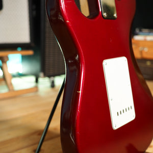 Fender The STRAT from 1979-1980 in Candy Apple Red with maple neck