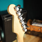 Lade das Bild in den Galerie-Viewer, Fender Deluxe Stratocaster Plus aus 1990 mit Lace Sensors
