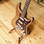 Lade das Bild in den Galerie-Viewer, Fender Limited Edition American Professional II Stratocaster mit Rosewood Neck

