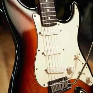 Fender Deluxe Stratocaster Plus aus 1990 mit Lace Sensors
