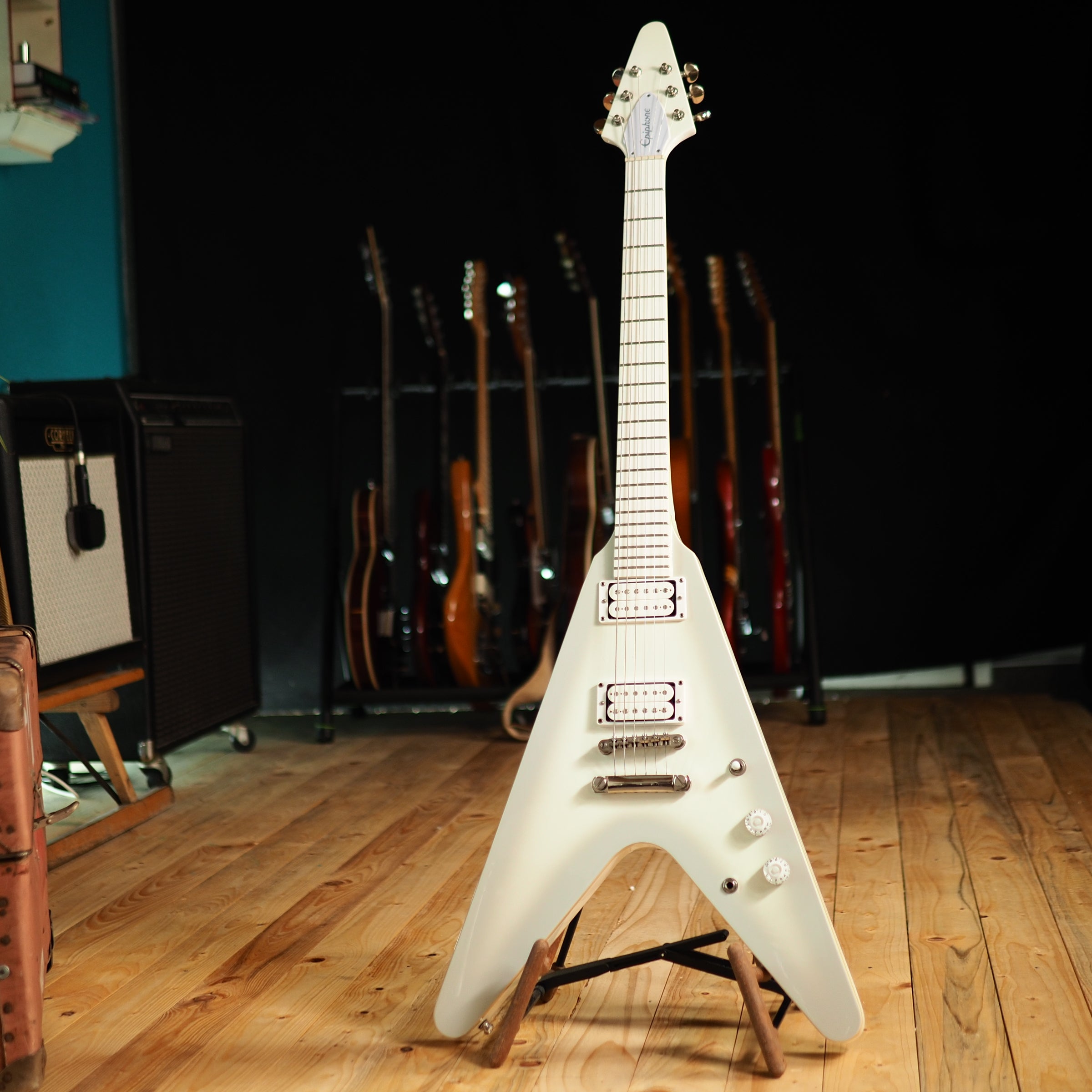 Epiphone Brendon Small Signature Snow Falcon Flying V