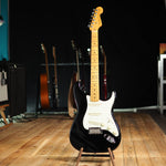 Lade das Bild in den Galerie-Viewer, Fender American Professional II Stratocaster
