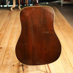 Lade das Bild in den Galerie-Viewer, Gibson J160e from 1968
