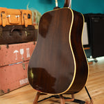 Lade das Bild in den Galerie-Viewer, Gibson J160e from 1968
