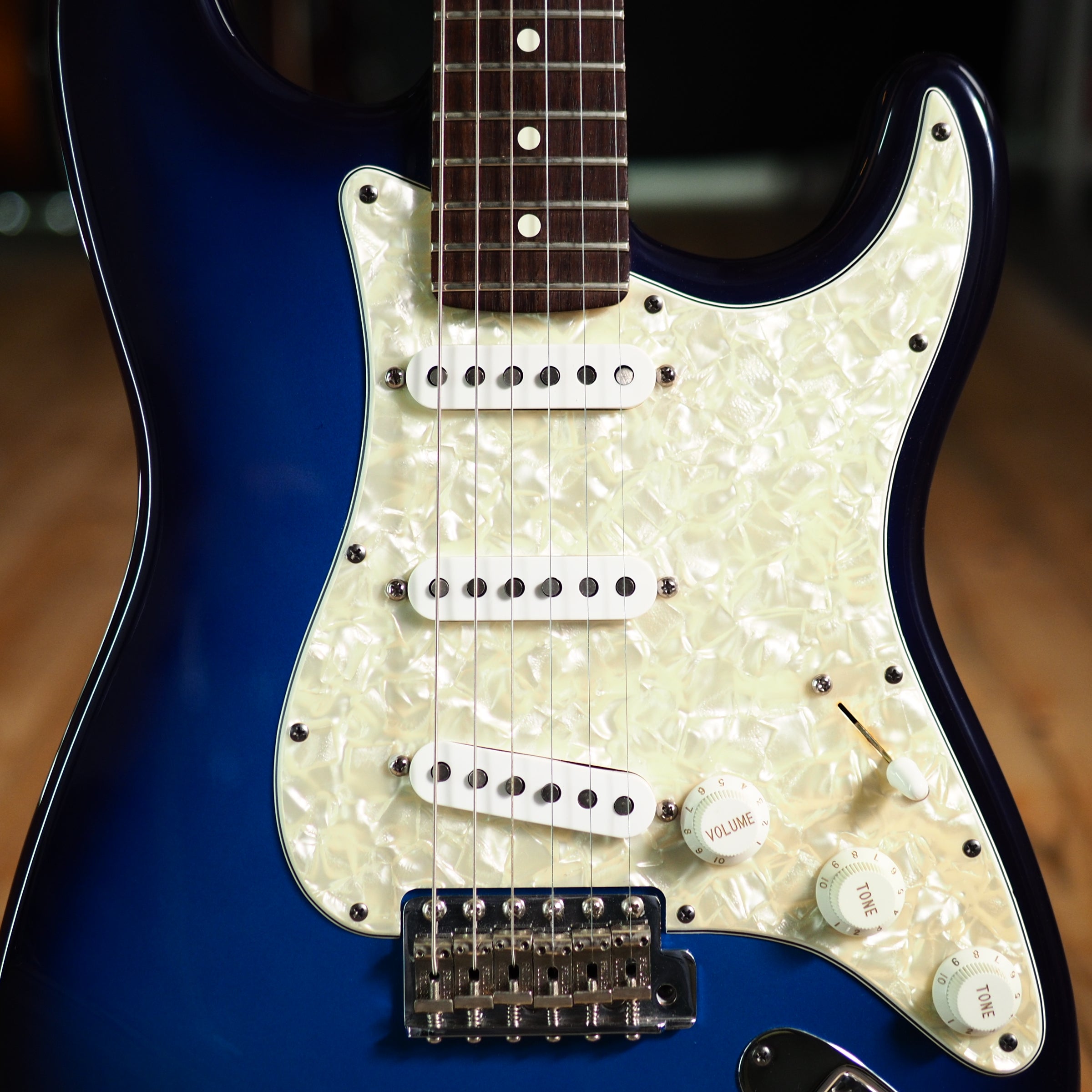 Fender Bonnie Raitt Stratocaster in Desert Sunset from 1995