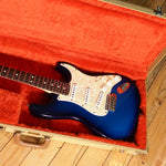 Load image into Gallery viewer, Fender Bonnie Raitt Stratocaster in Desert Sunset from 1995
