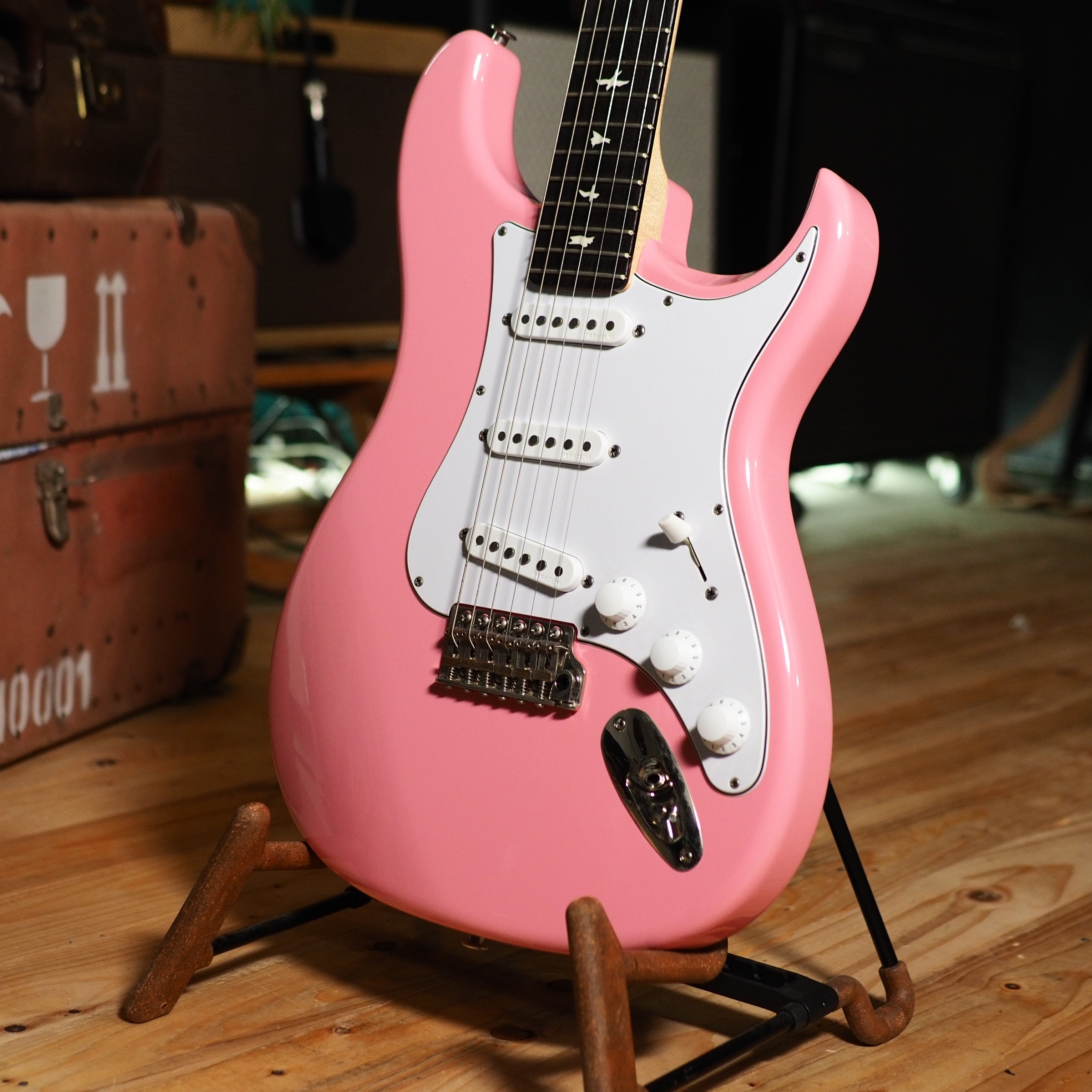 PRS Silver Sky in Roxy Pink