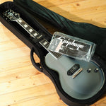 Lade das Bild in den Galerie-Viewer, Epiphone Jared James Nichols &quot;Blues Power&quot; Les Paul Custom, Aged Pelham Blue
