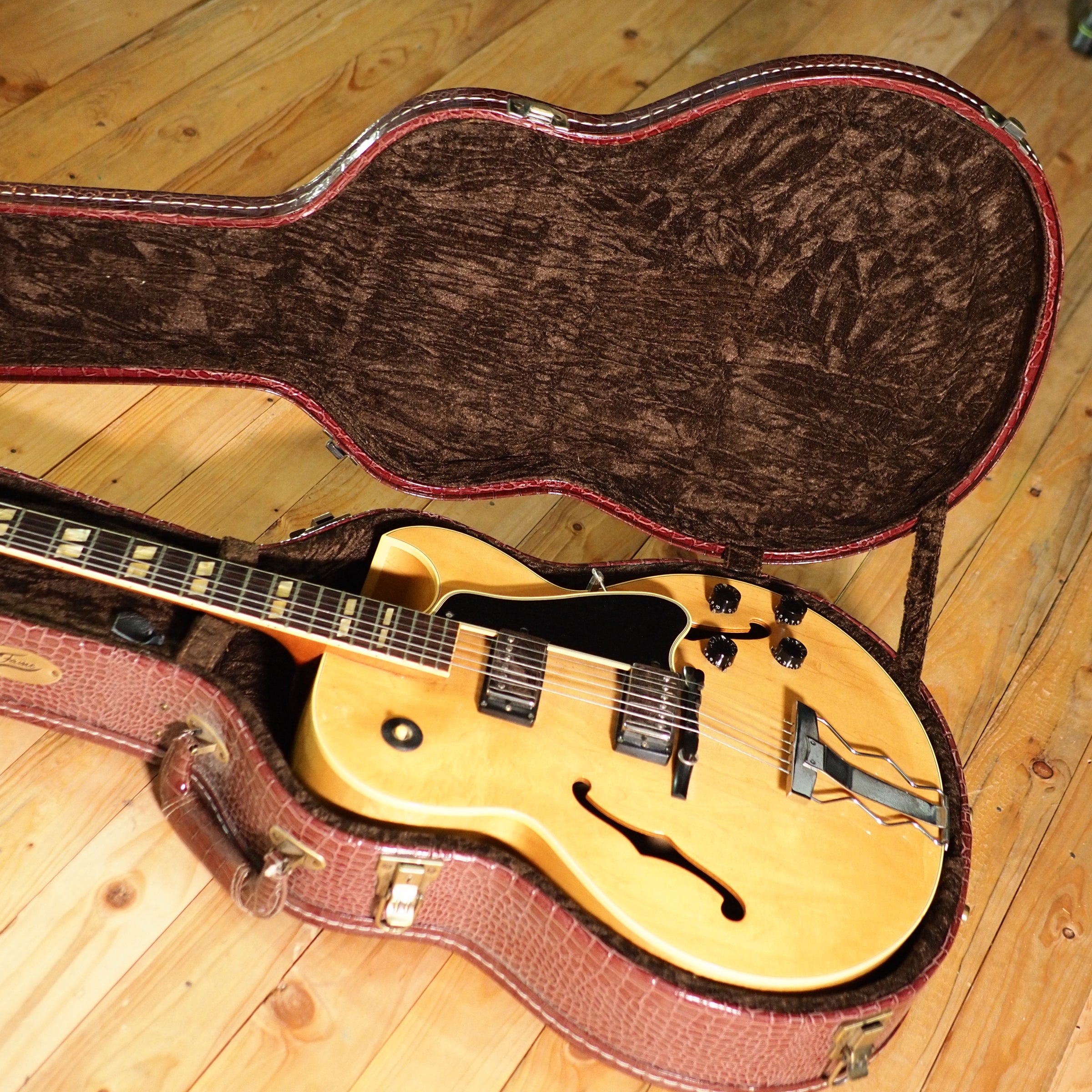 Orville by Gibson ES-175