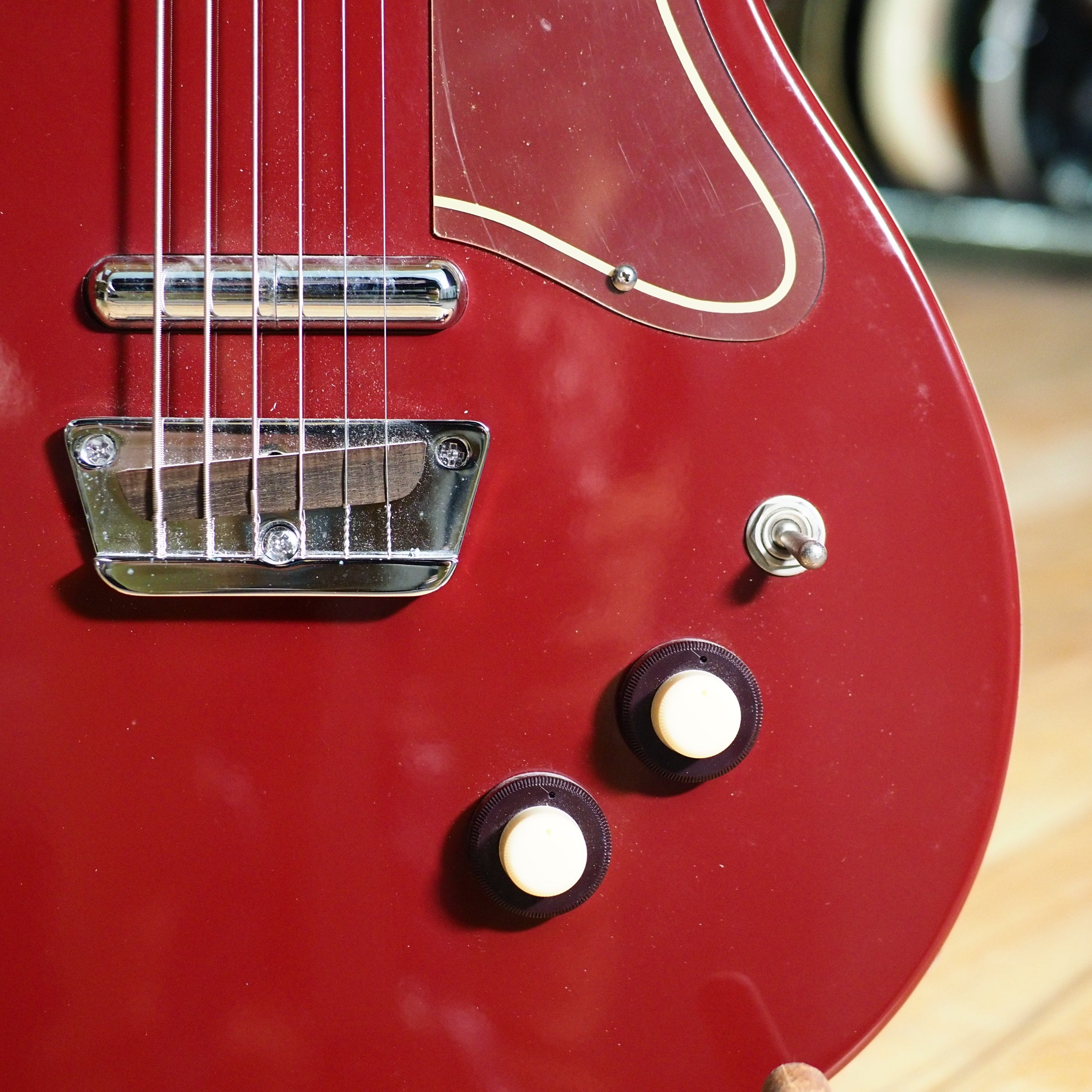 Danelectro U2 Baritone