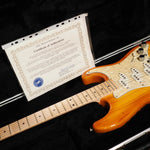 Lade das Bild in den Galerie-Viewer, G&amp;L USA Comanche in Honeyburst - wurst.guitars

