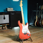 Load image into Gallery viewer, Fender Japan Hank Marvin Stratocaster (1996)
