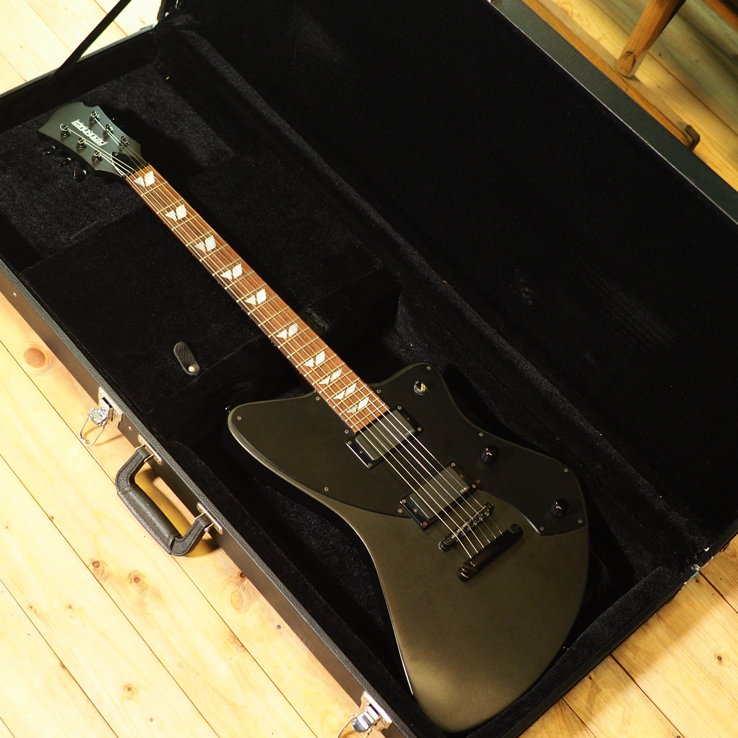Fernandes Vertigo Deluxe with EMG