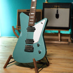 Lade das Bild in den Galerie-Viewer, Sterling by Music Man Mariposa (Dorado Green)
