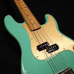 Load image into Gallery viewer, Fender 50s Vintera Precision Bass
