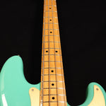 Lade das Bild in den Galerie-Viewer, Fender 50s Vintera Precision Bass

