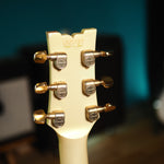 Lade das Bild in den Galerie-Viewer, Ibanez Artist AR100 Polar White 1982
