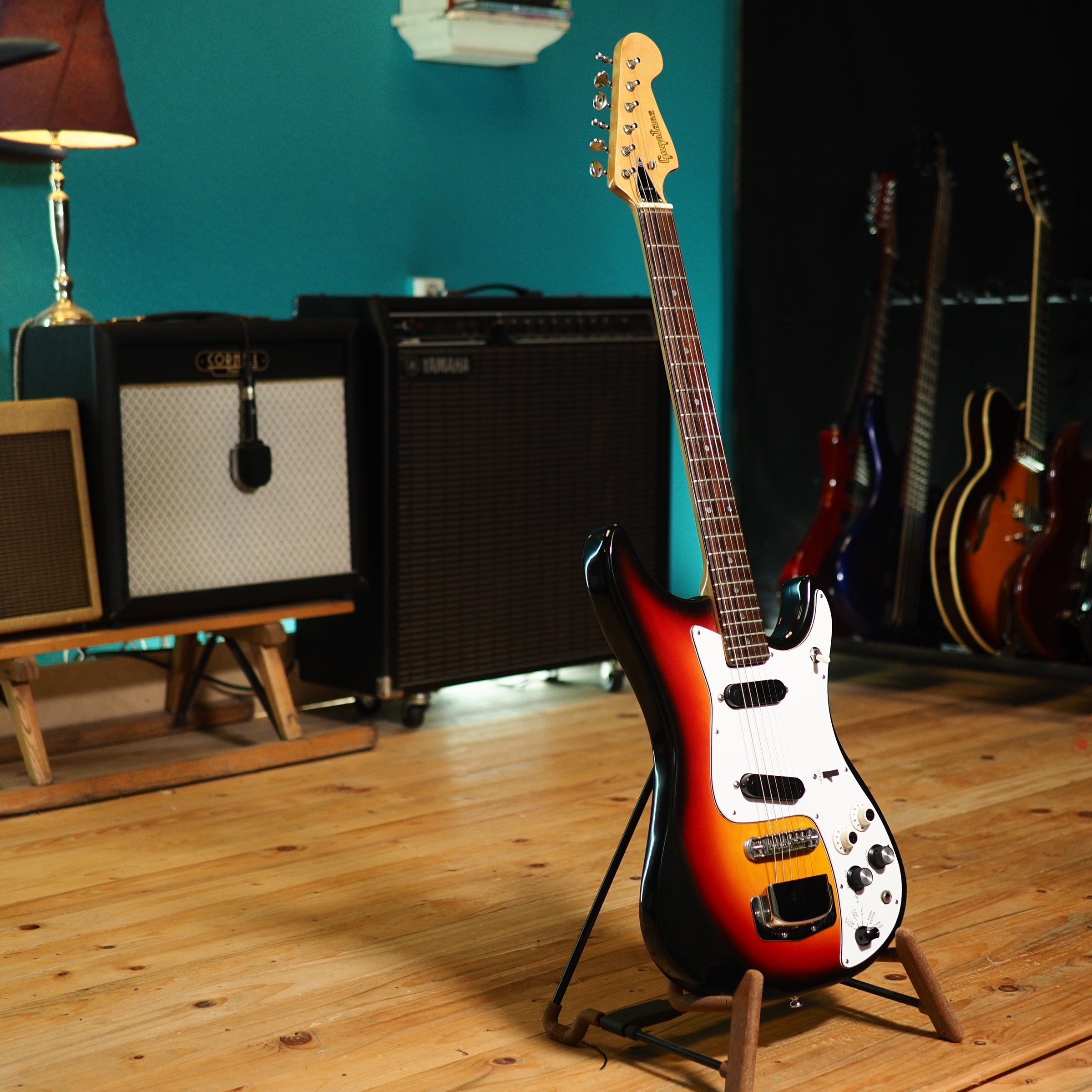Guyatone LG-23R with Drum Machine – wurst.guitars