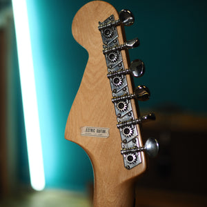 Guyatone LG-23R with Drum Machine – wurst.guitars