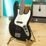 Lade das Bild in den Galerie-Viewer, Fender American Professional II Jazz Bass
