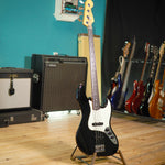 Lade das Bild in den Galerie-Viewer, Fender American Professional II Jazz Bass
