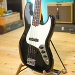 Lade das Bild in den Galerie-Viewer, Fender American Professional II Jazz Bass
