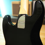Lade das Bild in den Galerie-Viewer, Fender American Professional II Jazz Bass
