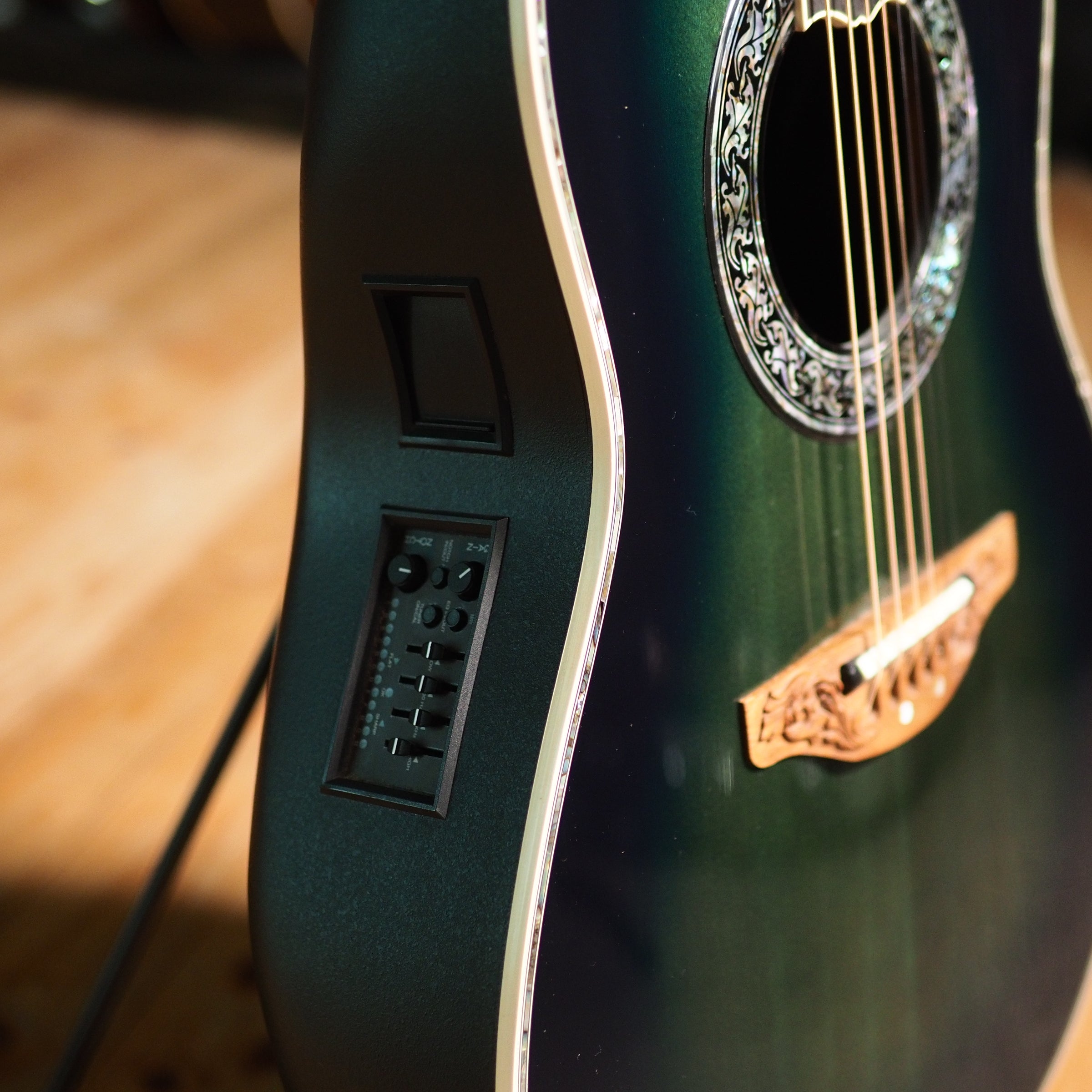 Ovation Custom Legend 1769 Deep Bowl from 1996 – wurst.guitars