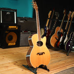 Lade das Bild in den Galerie-Viewer, Daion The '81 Gazelle 81G
