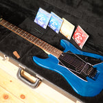 Load image into Gallery viewer, Floyd Rose Redmond Series + Case and Strings!
