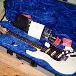 Load image into Gallery viewer, Fender American Professional II HSS Stratocaster
