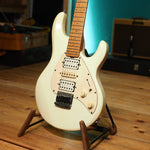 Lade das Bild in den Galerie-Viewer, Ernie Ball Music Man Silhouette HSH Hardtail 1994
