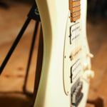 Lade das Bild in den Galerie-Viewer, Ernie Ball Music Man Silhouette HSH Hardtail 1994
