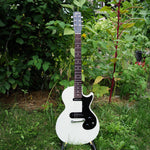 Lade das Bild in den Galerie-Viewer, Gibson Melody Maker from 2010 - wurst.guitars
