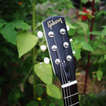Lade das Bild in den Galerie-Viewer, Gibson Melody Maker from 2010 - wurst.guitars

