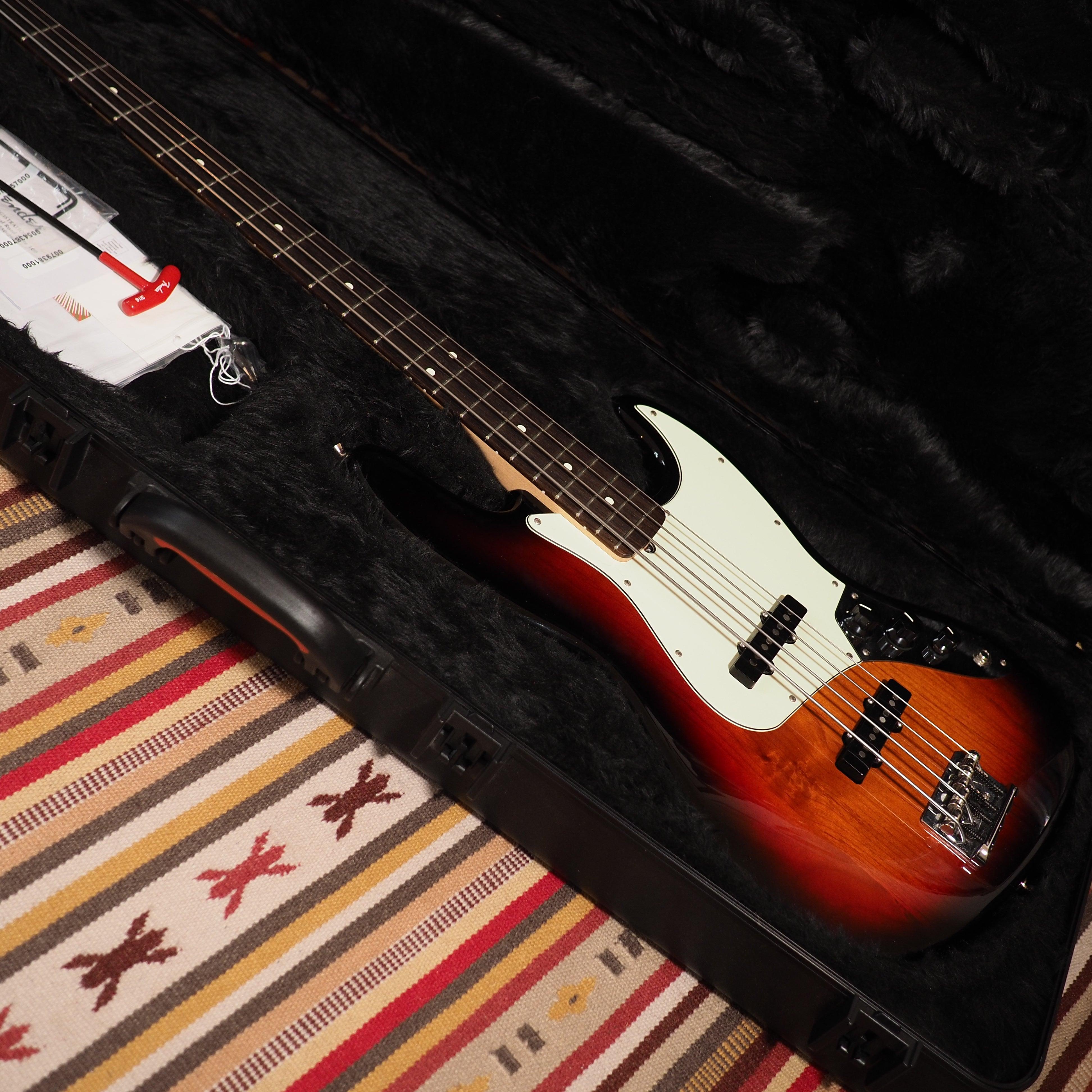 Fender American Professional Jazz Bass - wurst.guitars