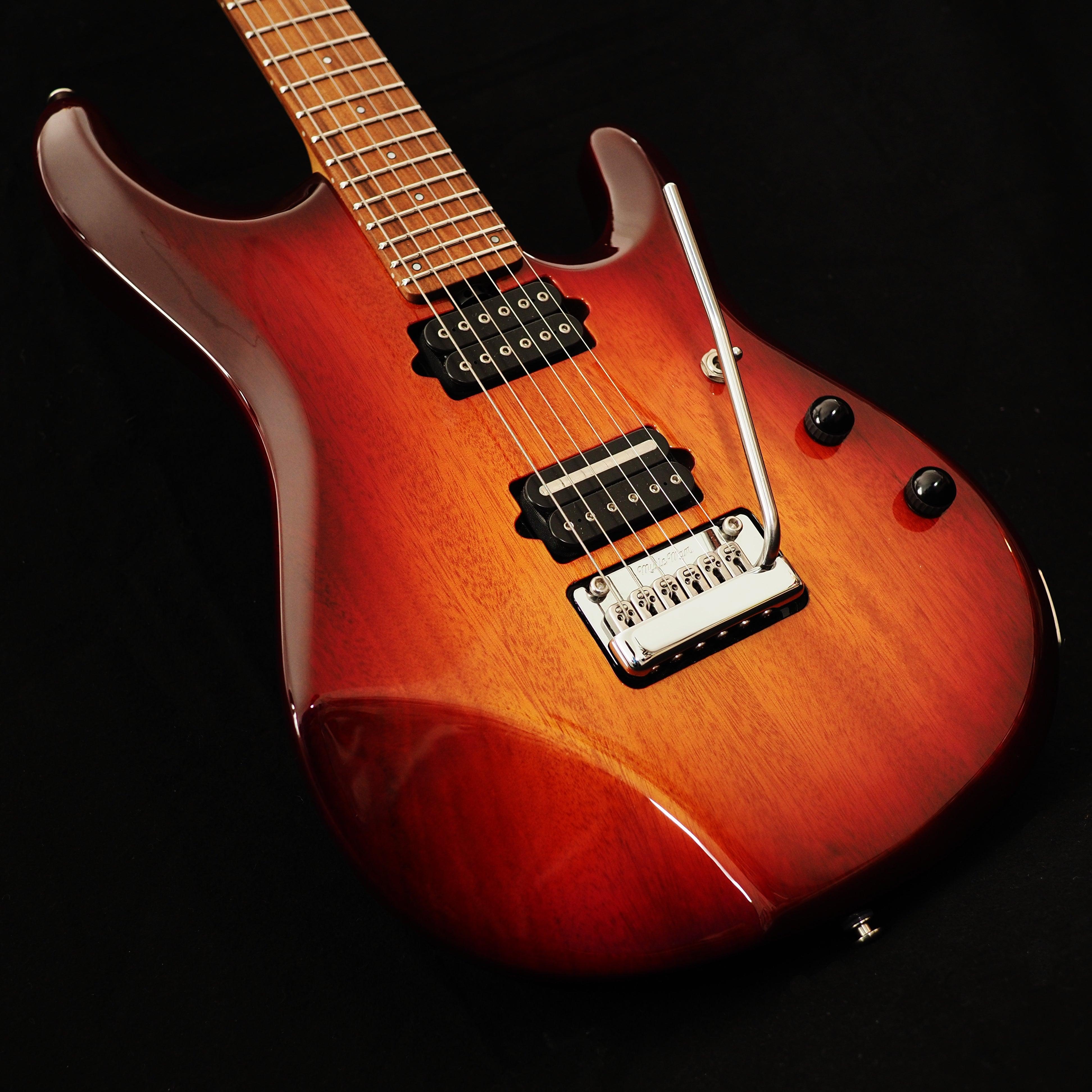 Ernie Ball Music Man JP6 Petrucci PDN Honey Burst Limited Edition - wurst.guitars