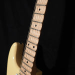 Lade das Bild in den Galerie-Viewer, Fender USA Yngwie Malmsteen Lacquer Stratocaster - wurst.guitars

