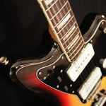 Lade das Bild in den Galerie-Viewer, Fender Jazzmaster 1977 - mint, one owner! - wurst.guitars
