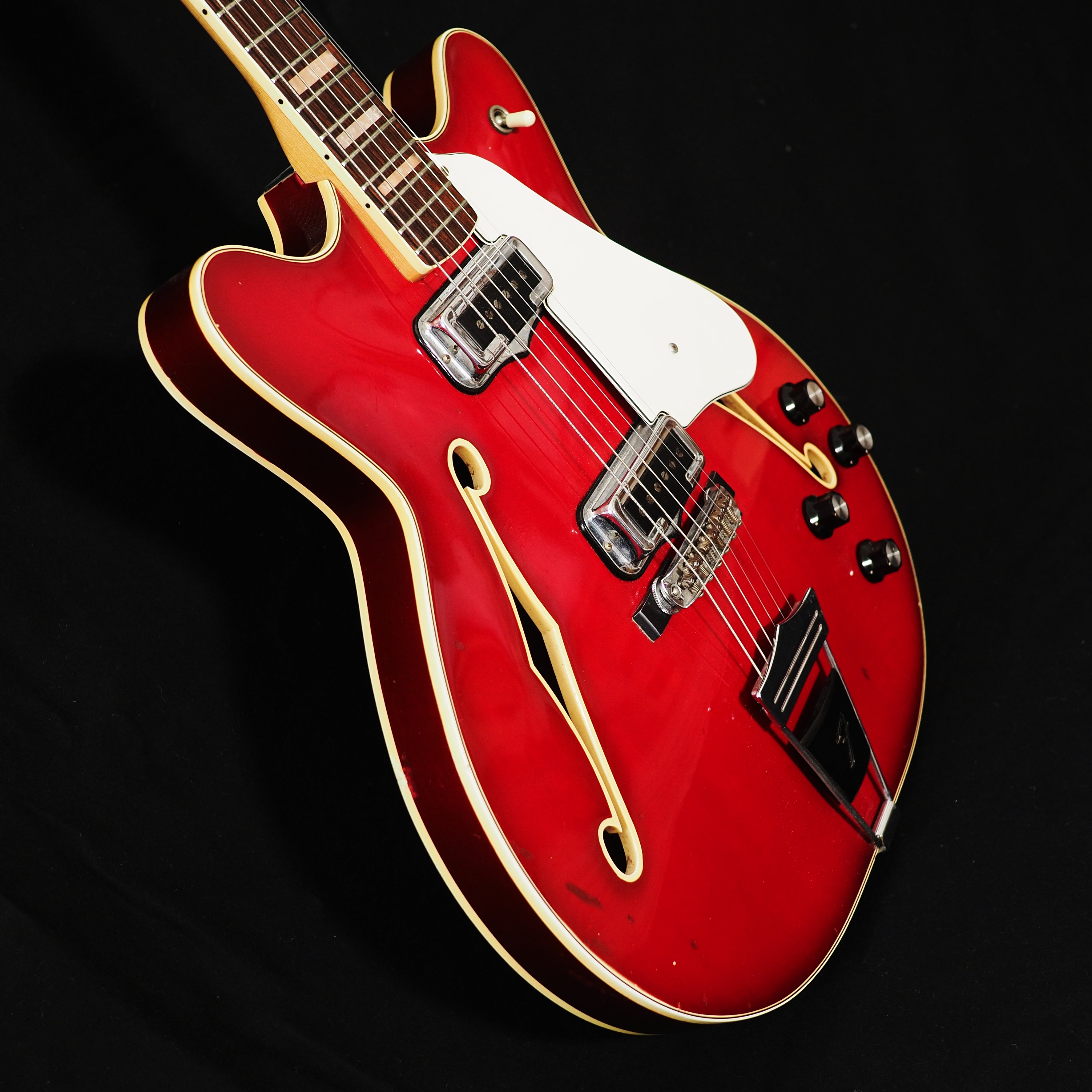 Fender Coronado II 1968 in Candy Apple Red - wurst.guitars
