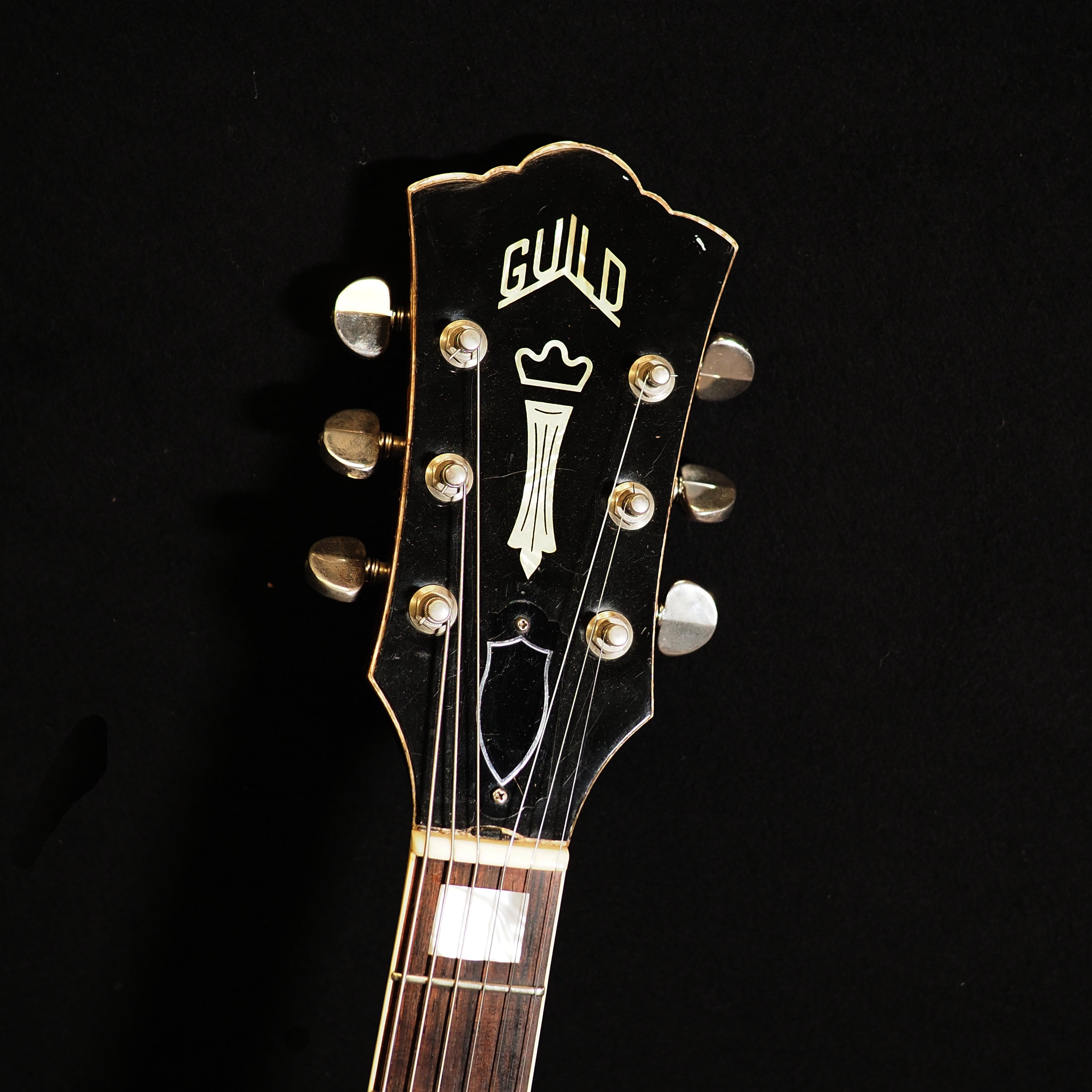 Guild x-175 in Sunburst from 1968 - wurst.guitars