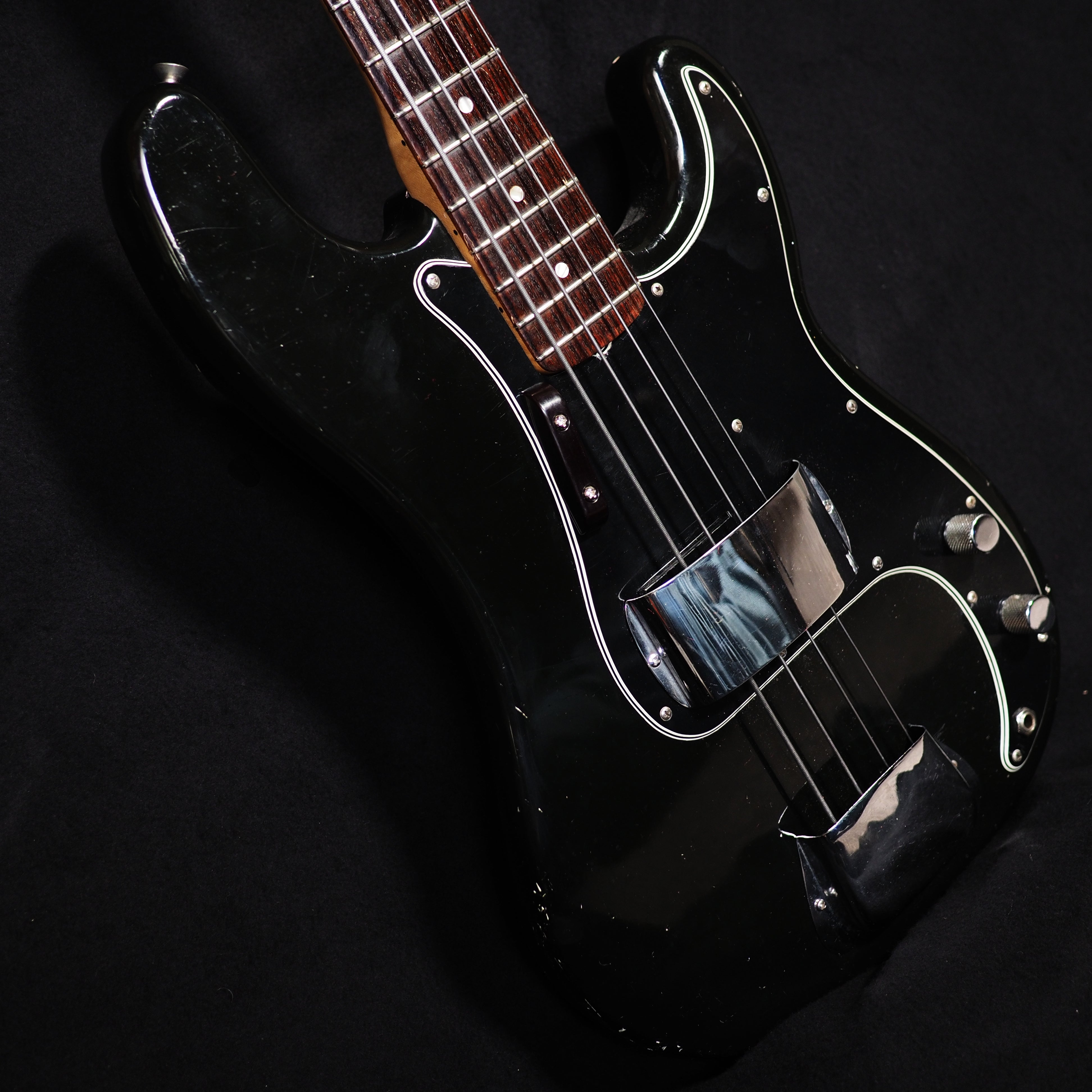 1977 Fender Precision Bass - wurst.guitars